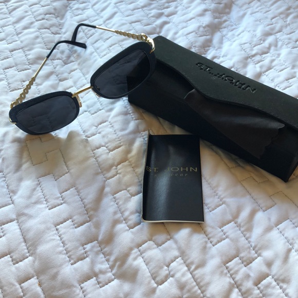 St. John vintage sunglasses❗️ - Picture 3 of 5